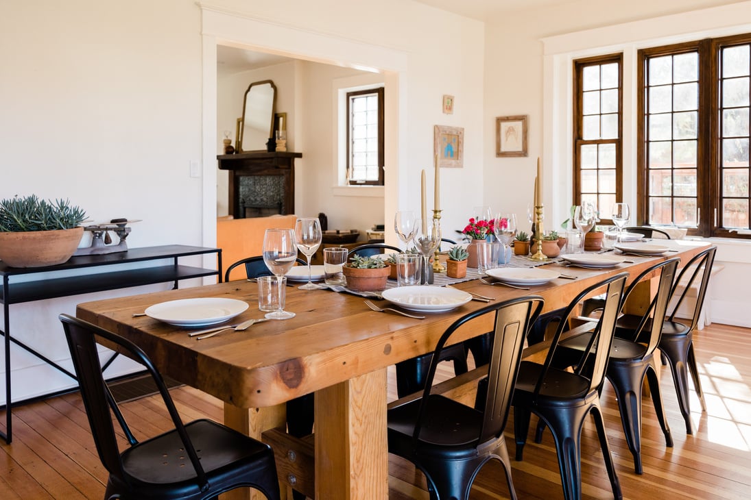 Table Setting in the Dining Room